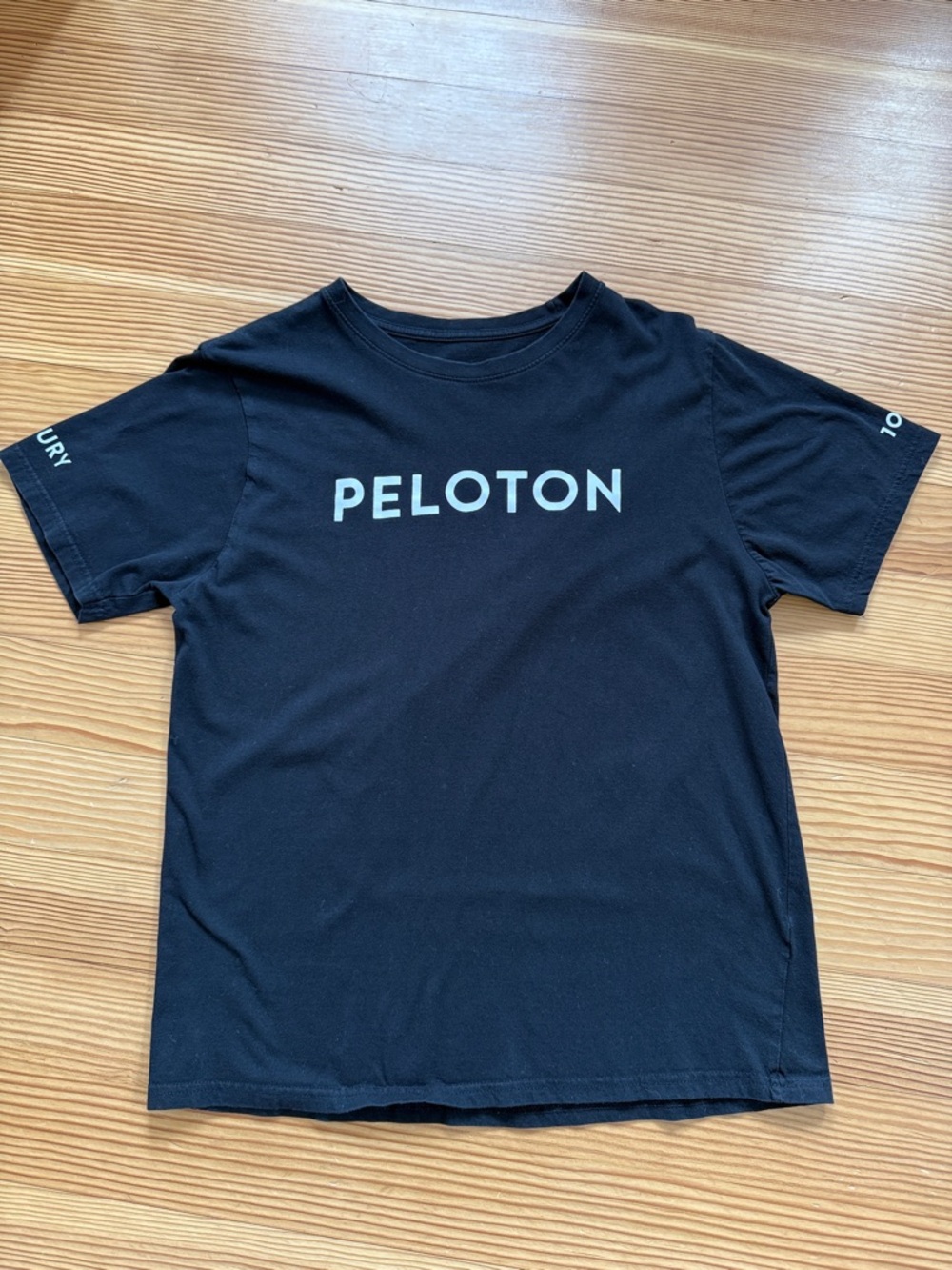 Peloton Women’s Black Tee Large